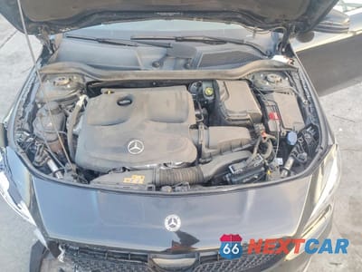 Zdjęcie 11 z 13 samochodu: 2018 MERCEDES-BENZ CLA 250 VIN:WDDSJ4EB8JN600198 - miniatura