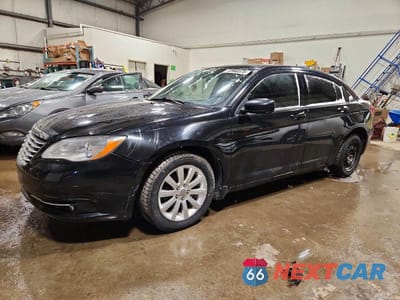 2013 CHRYSLER 200 TOURING 1C3CCBBB0DN500123 - główne zdjęcie licytacji z USA - miniatura