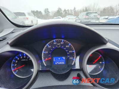 Zdjęcie 9 z 12 samochodu: 2010 HONDA FIT VIN:JHMGE8H21AS001621 - miniatura