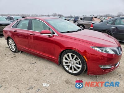 Czwarte zdjęcie samochodu z boku: 2016 LINCOLN MKZ VIN:3LN6L2LU7GR620748 - miniatura