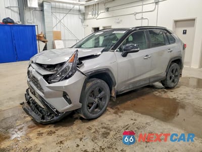 2021 TOYOTA RAV4 XLE 2T3RWRFV2MW103693 - główne zdjęcie licytacji z USA - miniatura