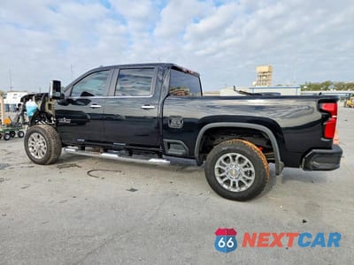 Drugie zdjęcie samochodu z przodu: 2025 CHEVROLET SILVERADO K2500 HEAVY DUTY LT VIN:2GC4KNEY5S1181689 - miniatura