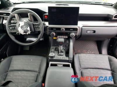 Zdjęcie 8 z 14 samochodu: 2025 TOYOTA 4RUNNER SR5 VIN:JTEVA5BR7S5073069 - miniatura