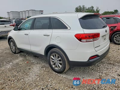 Drugie zdjęcie samochodu z przodu: 2018 KIA SORENTO LX VIN:5XYPG4A36JG381830 - miniatura