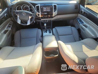 Zdjęcie 8 z 14 samochodu: 2015 TOYOTA TACOMA DOUBLE CAB VIN:3TMLU4EN0FM193754 - miniatura