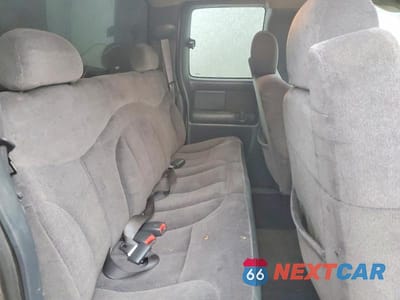 Zdjęcie 10 z 12 samochodu: 2002 GMC NEW SIERRA C1500 VIN:2GTEC19V621116523 - miniatura