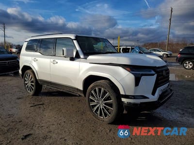 Czwarte zdjęcie samochodu z boku: 2025 LEXUS GX 550 LUXURY VIN:JTJVBCDX6S5058996 - miniatura