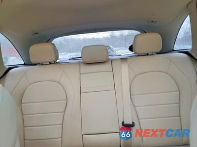 Zdjęcie 10 z 12 samochodu: 2021 MERCEDES-BENZ GLC 300 4MATIC VIN:W1N0G8EB5MF871914 - miniatura