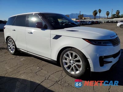 Czwarte zdjęcie samochodu z boku: 2025 LAND ROVER RANGE ROVER SPORT SE VIN:SAL1P9EU6SA458096 - miniatura