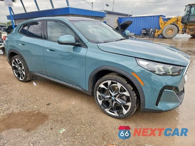 Czwarte zdjęcie samochodu z boku: 2025 BMW X2 XDRIVE28I VIN:WBX63GM07S5181417 - miniatura