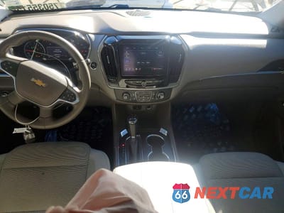 Zdjęcie 8 z 11 samochodu: 2020 CHEVROLET TRAVERSE LT VIN:1GNERGKW0LJ296200 - miniatura