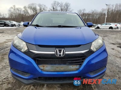 Piąte zdjęcie samochodu w środku: 2018 HONDA HR-V LX VIN:3CZRU6H38JM705442 - miniatura
