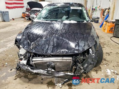 Piąte zdjęcie samochodu w środku: 2017 VOLKSWAGEN JETTA SE VIN:3VWDB7AJ0HM293528 - miniatura