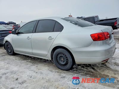Drugie zdjęcie samochodu z przodu: 2011 VOLKSWAGEN JETTA BASE VIN:3VW2K7AJ4BM397843 - miniatura