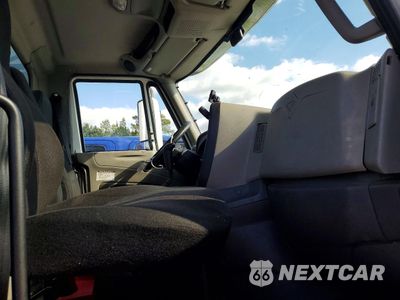 Piąte zdjęcie samochodu w środku: 2016 INTERNATIONAL PROSTAR SEMI TRUCK VIN:3HSDGAPN8GN403236 - miniatura