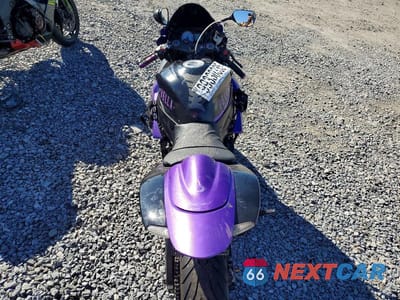 Zdjęcie 6 z 9 samochodu: 2007 SUZUKI GSX-R750 VIN:JS1GR7KA272111130 - miniatura