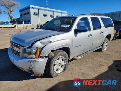 2011 CHEVROLET SUBURBAN K1500 LT 1GNSKJE31BR125493 - główne zdjęcie licytacji z USA - miniatura