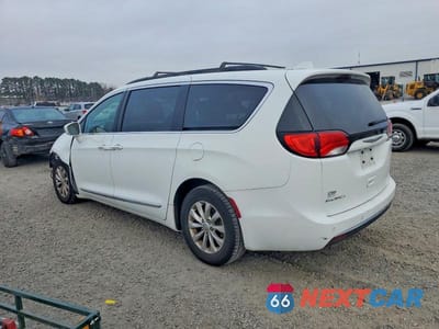 Drugie zdjęcie samochodu z przodu: 2017 CHRYSLER PACIFICA TOURING L VIN:2C4RC1BG6HR608265 - miniatura