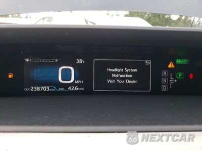 Zdjęcie 9 z 13 samochodu: 2016 TOYOTA PRIUS VIN:JTDKARFU6G3510785 - miniatura