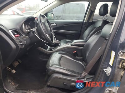 Zdjęcie 7 z 12 samochodu: 2018 DODGE JOURNEY CROSSROAD VIN:3C4PDDGG6JT361833 - miniatura