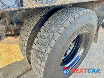 Zdjęcie 14 z 15 samochodu: 2013 FORD F650 SUPER DUTY VIN:3FRNF6HP2DV019755 - miniatura