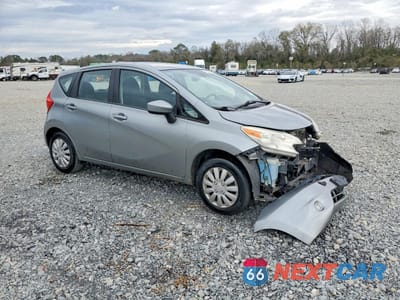 Czwarte zdjęcie samochodu z boku: 2015 NISSAN VERSA NOTE S VIN:3N1CE2CP6FL426924 - miniatura