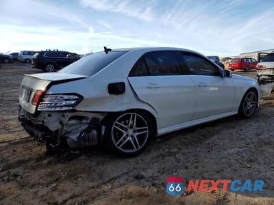 Trzecie zdjęcie samochodu z tyłu: 2015 MERCEDES-BENZ E 350 VIN:WDDHF5KBXFB135308 - miniatura