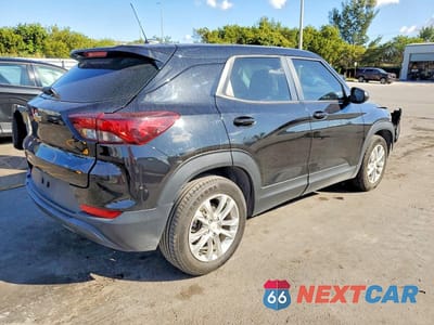 Trzecie zdjęcie samochodu z tyłu: 2021 CHEVROLET TRAILBLAZER LS VIN:KL79MMS22MB178680 - miniatura