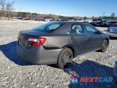 Trzecie zdjęcie samochodu z tyłu: 2014 TOYOTA CAMRY HYBRID VIN:4T1BD1FK1EU127248 - miniatura