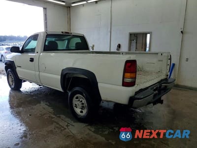 Drugie zdjęcie samochodu z przodu: 2002 CHEVROLET SILVERADO C2500 HEAVY DUTY VIN:1GCHC24UX2E148892 - miniatura