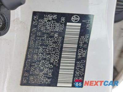 Zdjęcie 12 z 12 samochodu: 2005 TOYOTA PRIUS VIN:JTDKB20UX53069494 - miniatura