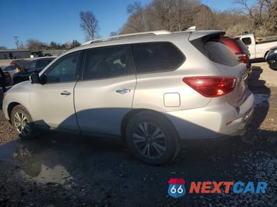 Drugie zdjęcie samochodu z przodu: 2019 NISSAN PATHFINDER S VIN:5N1DR2MM6KC630036 - miniatura