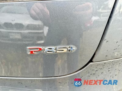 Zdjęcie 11 z 14 samochodu: 2014 TESLA MODEL S VIN:5YJSA1H17EFP29887 - miniatura