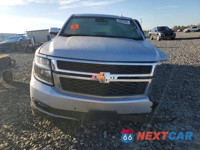 Piąte zdjęcie samochodu w środku: 2019 CHEVROLET TAHOE K1500 LT VIN:1GNSKBKC6KR366816 - miniatura
