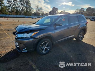 2017 TOYOTA HIGHLANDER LE 5TDZZRFH5HS226140 - główne zdjęcie licytacji z USA - miniatura