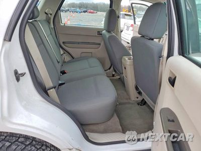 Zdjęcie 11 z 12 samochodu: 2009 FORD ESCAPE XLS VIN:1FMCU92729KA49102 - miniatura