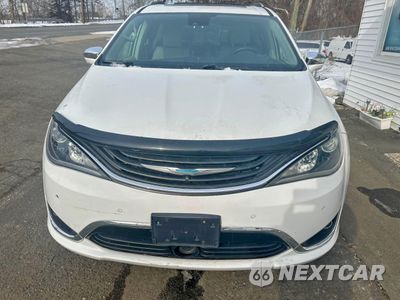 Piąte zdjęcie samochodu w środku: 2017 CHRYSLER PACIFICA EHYBRID PLATINUM VIN:2C4RC1N77HR689434 - miniatura