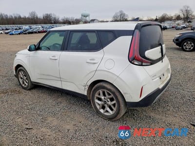 Drugie zdjęcie samochodu z przodu: 2023 KIA SOUL LX VIN:KNDJ23AUXP7843562 - miniatura