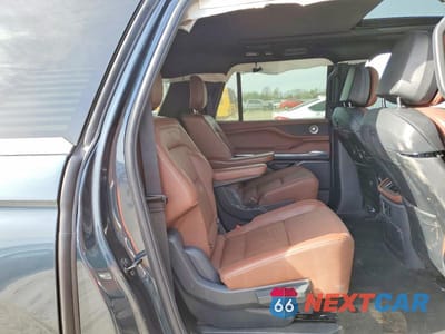 Zdjęcie 11 z 12 samochodu: 2025 LINCOLN NAVIGATOR L RESERVE VIN:5LMJJ3LG9SEL15390 - miniatura
