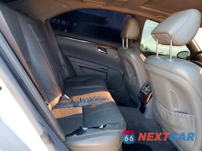 Zdjęcie 10 z 12 samochodu: 2007 MERCEDES-BENZ S 550 VIN:WDDNG71X07A079024 - miniatura