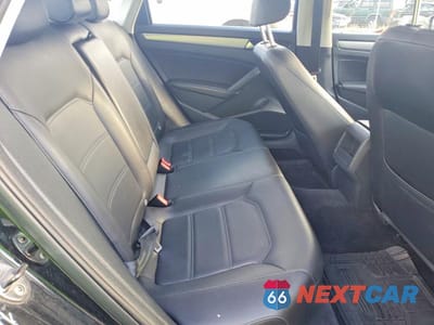 Zdjęcie 10 z 11 samochodu: 2015 VOLKSWAGEN PASSAT VIN:1VWAT7A31FC002440 - miniatura