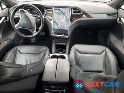 Zdjęcie 8 z 11 samochodu: 2016 TESLA MODEL S VIN:5YJSA1E23GF159502 - miniatura