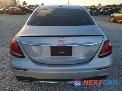 Zdjęcie 6 z 12 samochodu: 2019 MERCEDES-BENZ E 300 VIN:WDDZF4JB8KA576578 - miniatura