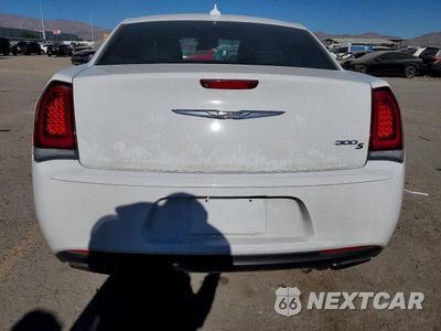 Zdjęcie 6 z 13 samochodu: 2019 CHRYSLER 300 S VIN:2C3CCABG3KH708086 - miniatura