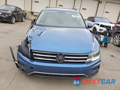 Piąte zdjęcie samochodu w środku: 2019 VOLKSWAGEN TIGUAN SE VIN:3VV2B7AX9KM121098 - miniatura
