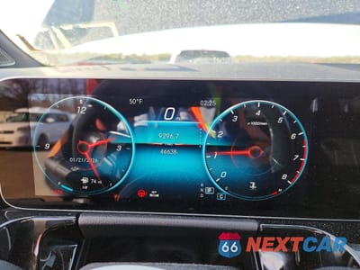 Zdjęcie 9 z 14 samochodu: 2021 MERCEDES-BENZ GLA 250 4MATIC VIN:W1N4N4HB0MJ141109 - miniatura