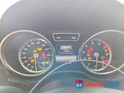 Zdjęcie 9 z 12 samochodu: 2015 MERCEDES-BENZ GL 450 4MATIC VIN:4JGDF6EE2FA457947 - miniatura