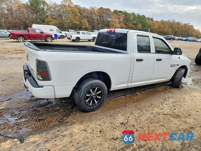 Trzecie zdjęcie samochodu z tyłu: 2017 RAM 1500 ST VIN:1C6RR6FT7HS610020 - miniatura