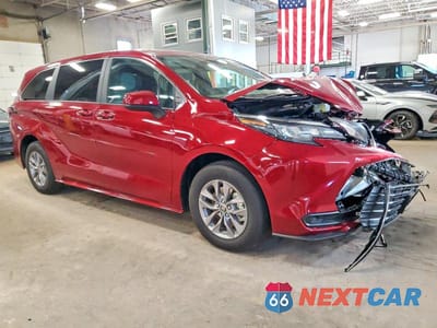 Czwarte zdjęcie samochodu z boku: 2025 TOYOTA SIENNA LE VIN:5TDKRKEC5SS277062 - miniatura