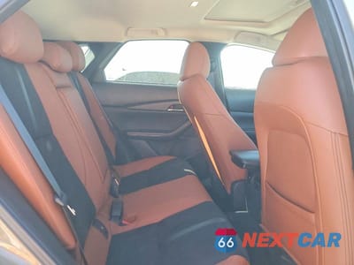 Zdjęcie 11 z 14 samochodu: 2025 MAZDA CX-30 CARBON TURBO VIN:3MVDMBXY0SM840033 - miniatura